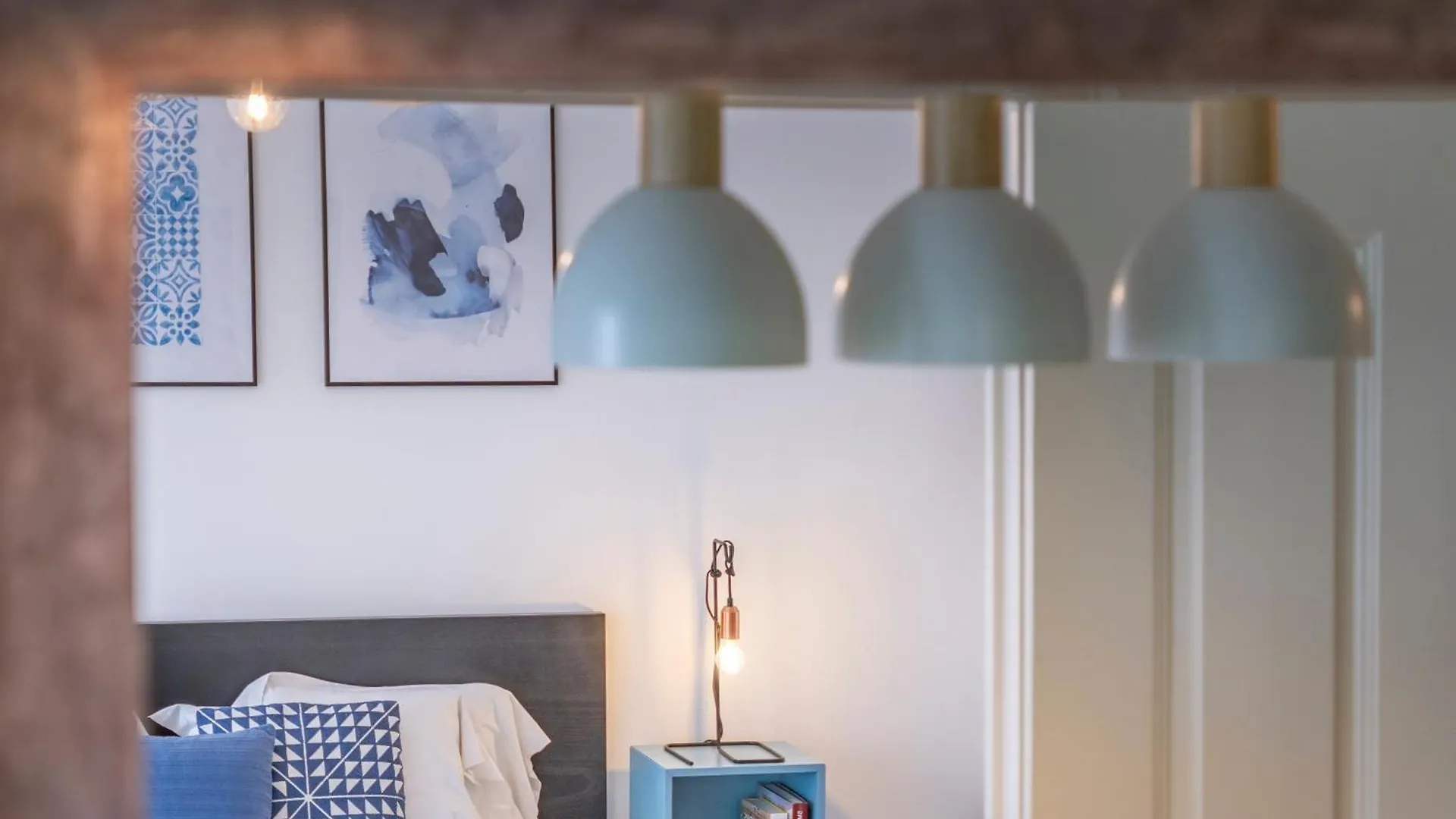 Superb Apartments Overlooking Graça in Lisboa Portugal