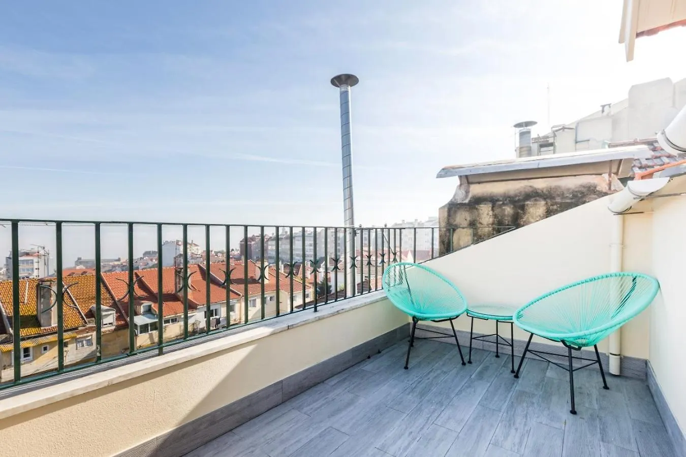 Superb Apartments Overlooking Graça in Lisboa 0*,  Portugal