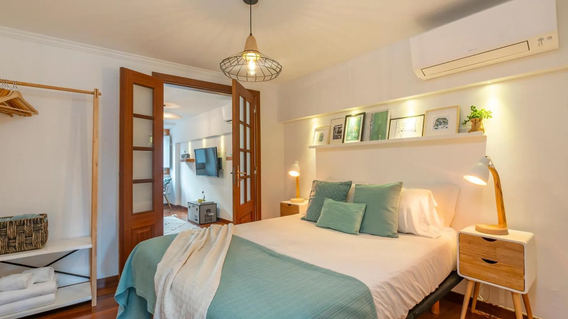 Superb Apartments Overlooking Graca In Lisbon 0*,